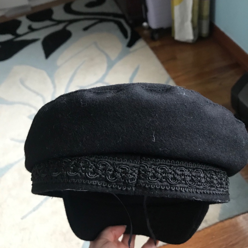Black hat - Picture 2 of 5